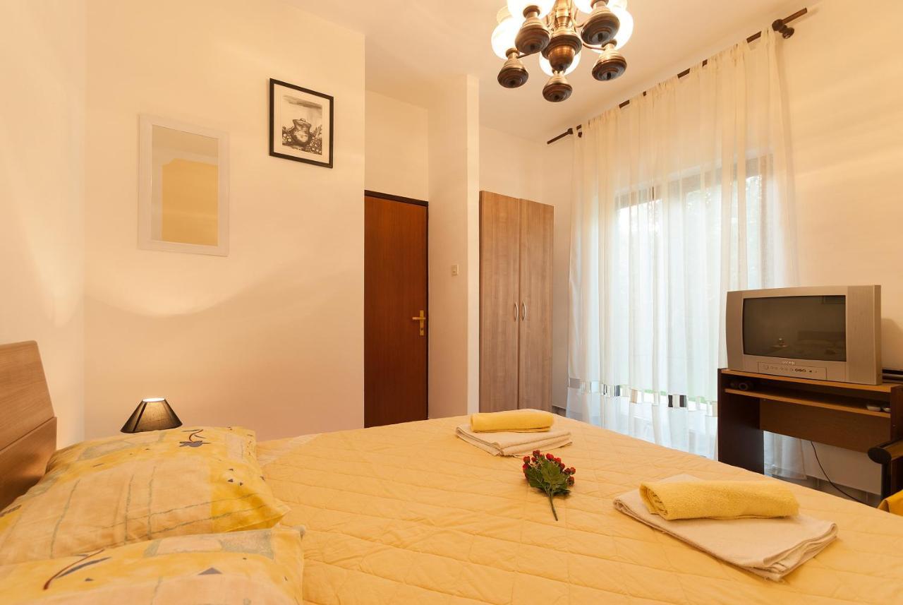 Weis Apartments โรวีน ห้อง รูปภาพ