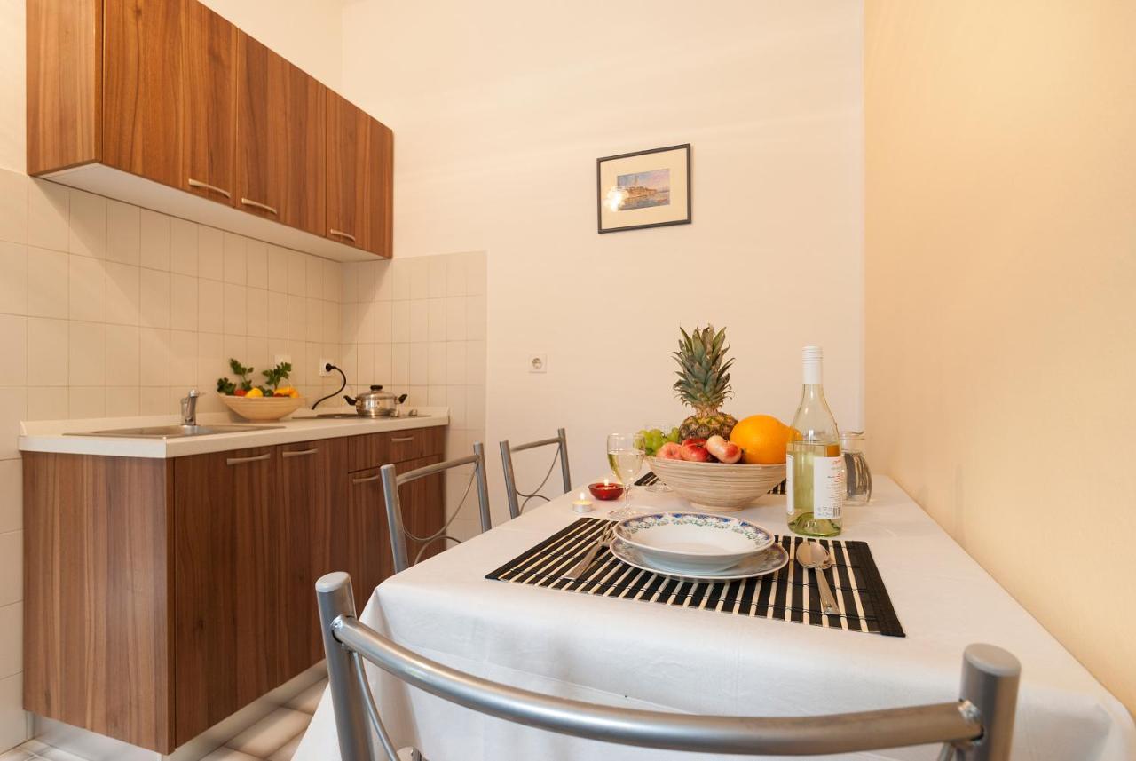 Weis Apartments โรวีน ห้อง รูปภาพ