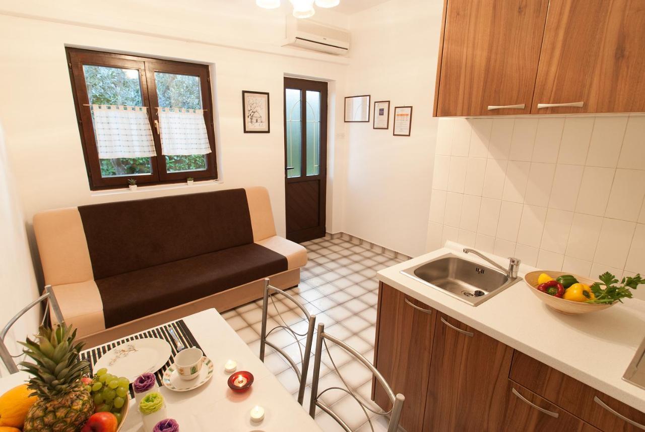 Weis Apartments โรวีน ห้อง รูปภาพ
