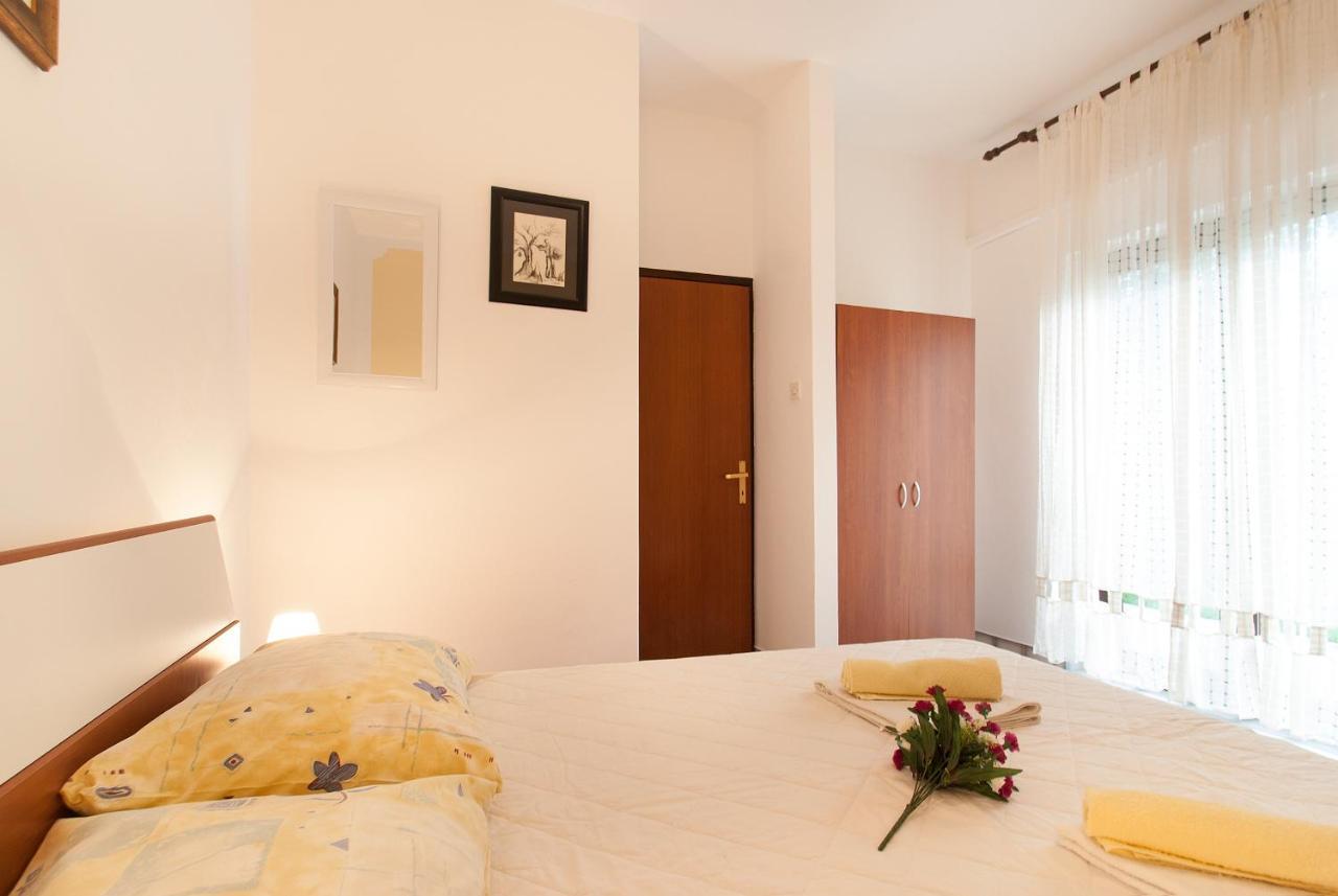 Weis Apartments โรวีน ห้อง รูปภาพ
